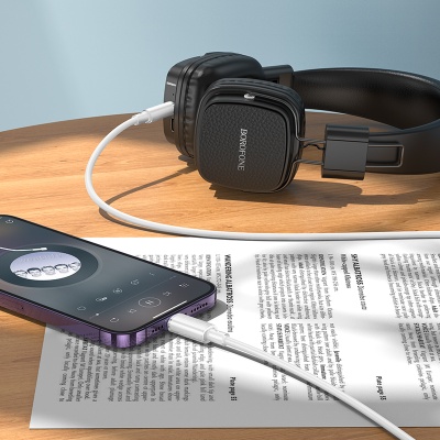 Аудиокабель BOROFONE BL21 Lemon AUX Jack 3,5 (m) - Lightning (m), 1 м, белый