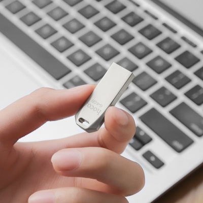 USB флеш-накопитель HOCO UD4, USB 2.0, 64GB, серебристый