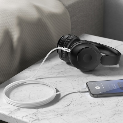 Аудиокабель BOROFONE BL20 True sound AUX Jack 3,5 (m) - Lightning (m), 1 м, белый